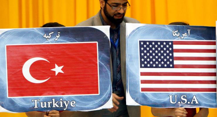 Нефть раздора. США пригрозили Турции санкциями и заморозкой активов