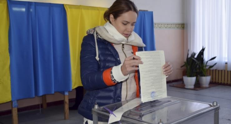Выборы в Раду 2014: Наталья Королевская проголосовала в Славянске