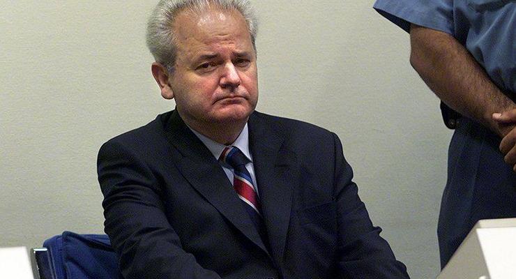 В ЕС сняты санкции против Милошевича, его семьи и соратников