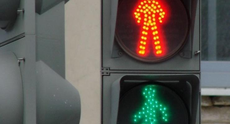 В Киеве светофоры для пешеходов переведут в ручной режим работы
