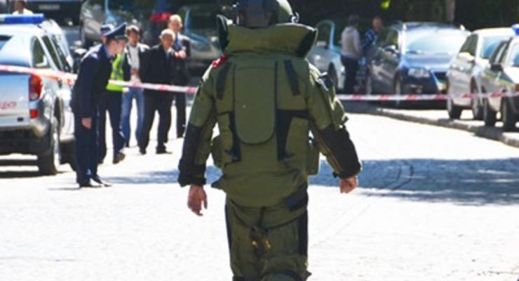 Во Львове милиция искала взрывчатку в здании фискальной службы