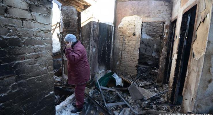 В беспорядочных обстрелах на Донбассе виновны обе стороны - Amnesty
