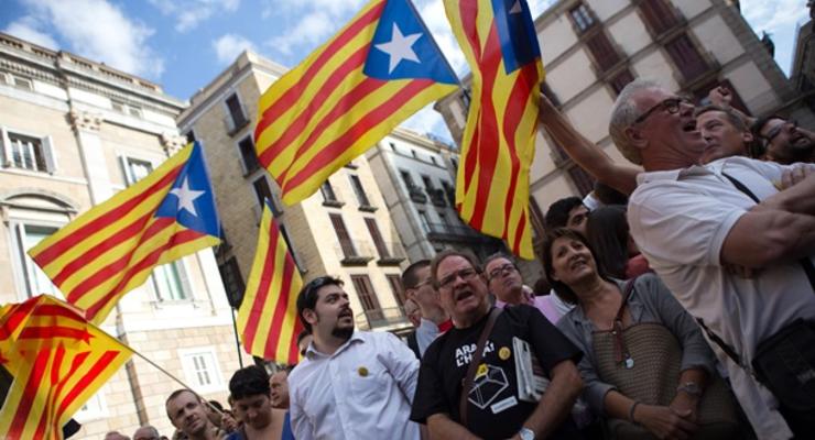 В Каталонии начинается опрос о независимости