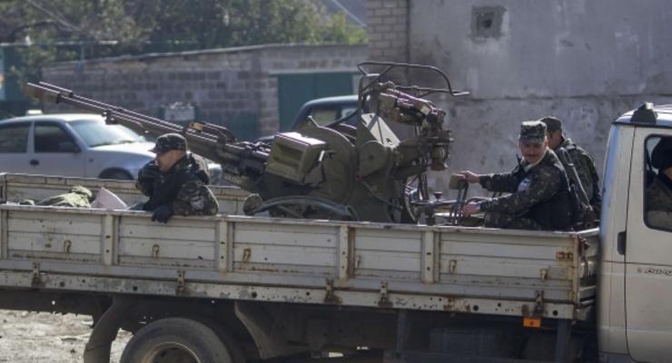 За ночь сепаратисты 25 раз обстреляли блокпосты силовиков - штаб АТО