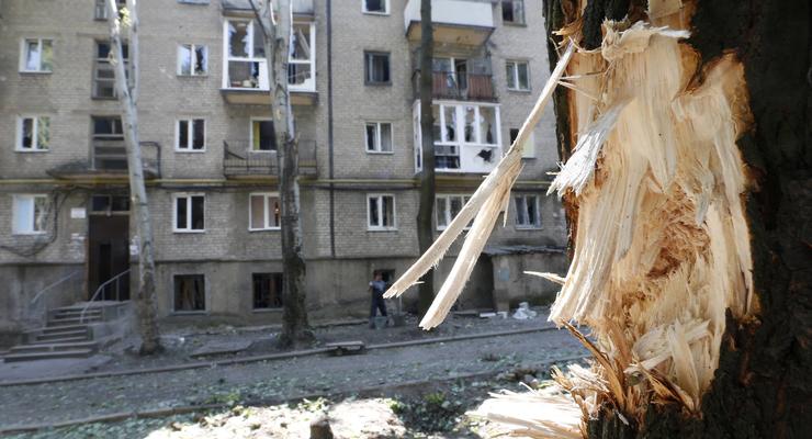 В Донецке всю ночь раздавались залпы