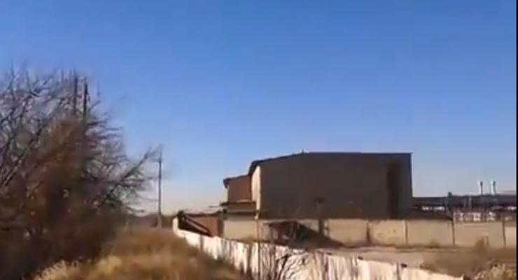 Житель Горловки снял видео о том, кто обстреливает город