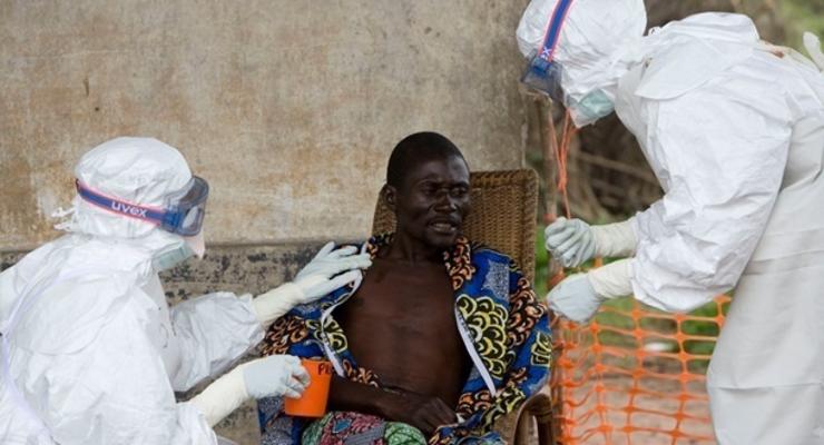 От лихорадки Эбола скончались более трехсот медиков