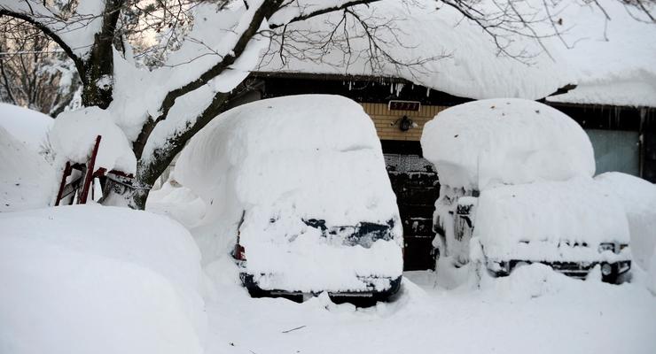 Из-за снегопада в США погибло уже 9 человек, сегодня выпадет еще метр снега