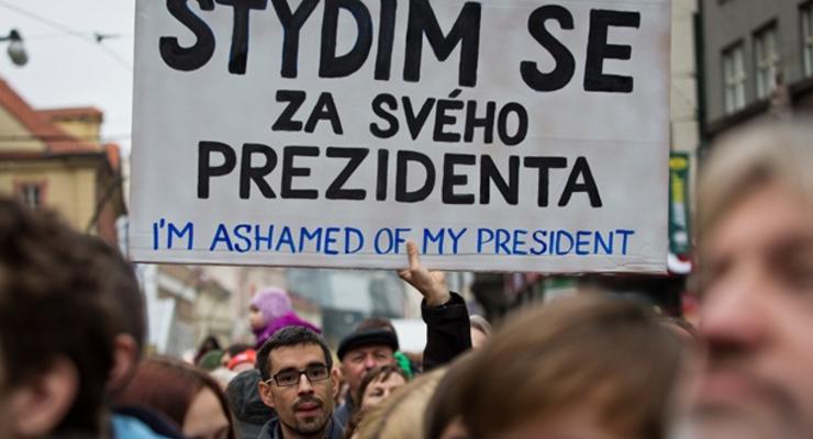 Чехи верят в российское вторжение из-за СМИ - спикер президента