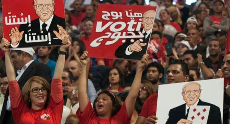 В Тунисе проходят первые свободные выборы президента