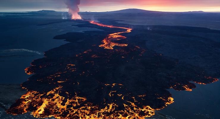 Зимняя сказка и вулканический закат: лучшие фотографии National Geographic 2014