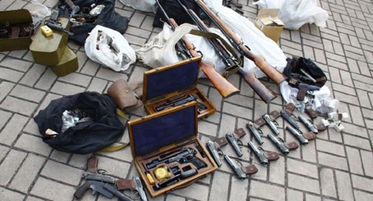 В МВД обещают сажать за незаконный вывоз оружия из зоны АТО