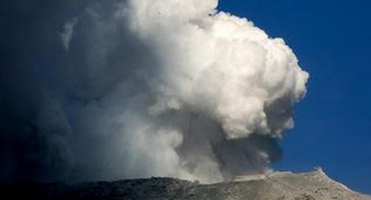 В Японии из-за извержения вулкана Асо эвакуируют население