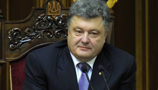 Порошенко предложил назначать на руководящие должности иностранцев