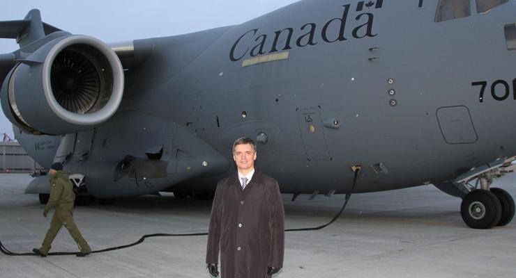 Канада отправила в Украину первый самолет с военной помощью