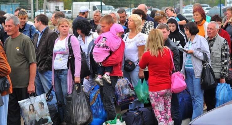 В Украине официально насчитали почти полмиллиона беженцев