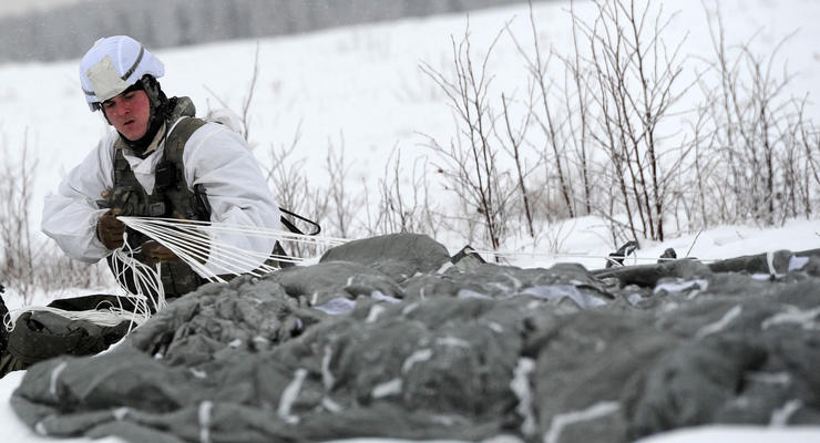 Российских военных будут готовить для службы в Арктике
