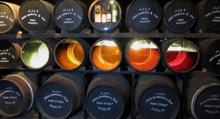 Со склада в Дублине украли более 15 тысяч бутылок виски