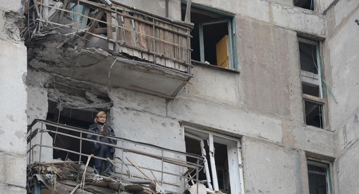 Обстрелы на Луганщине: разрушены дома, есть жертвы