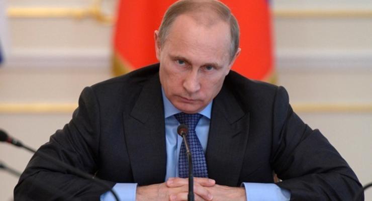 Путин считает российскую армию "вежливой, но грозной"