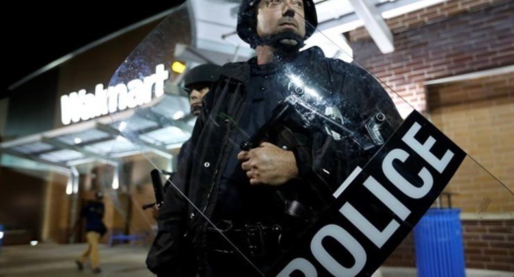 В США полицейский снова застрелил афроамериканца