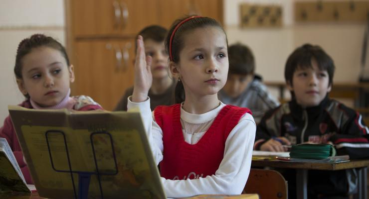 В школах ЛНР перестанут преподавать историю Украины