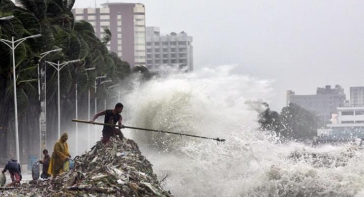 Более 1 млн человек эвакуированы на Филиппинах из-за тайфуна