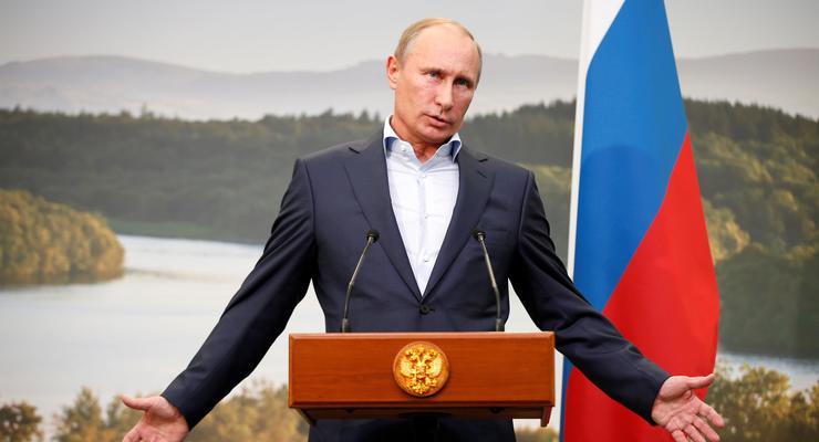 "Это как вообще понять?" Путина удивили цены на бензин в России