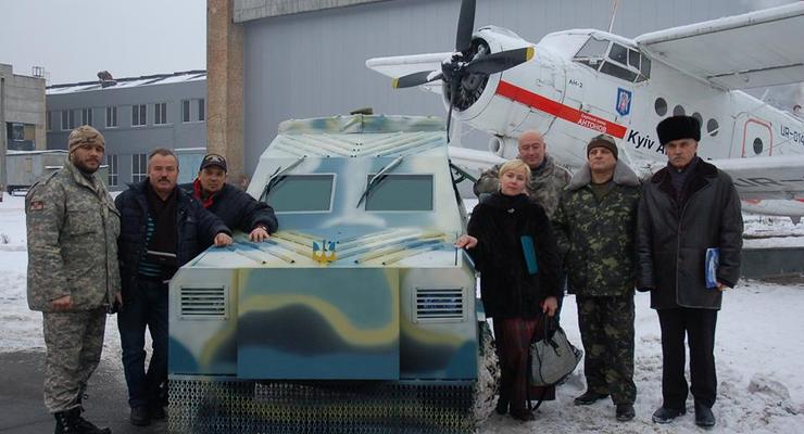 На киевском заводе Антонов создали бронеавтомобиль для бойцов АТО