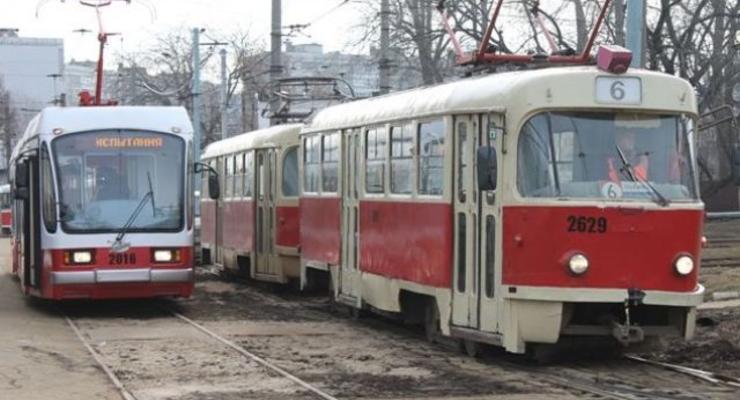 В Харькове вновь обесточены трамваи и троллейбусы