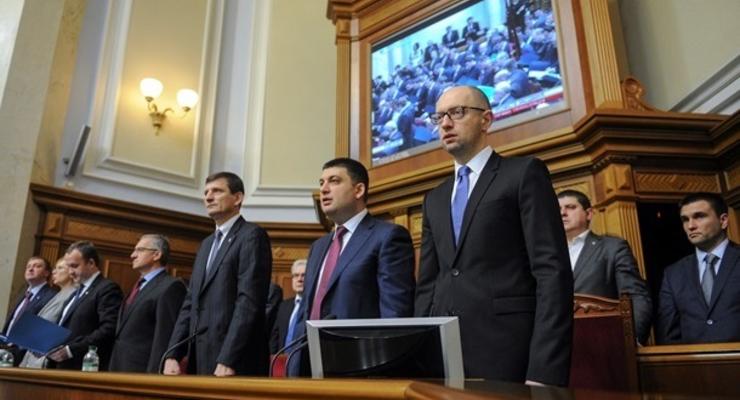 Депутаты поддержали программу Яценюка