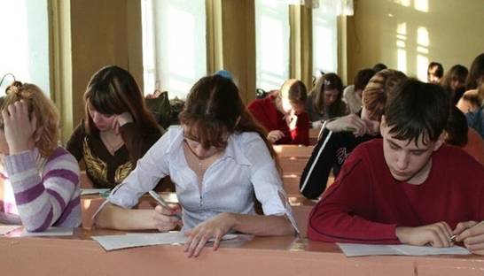 В Кабмине хотят сократить школьное обучение до девяти лет