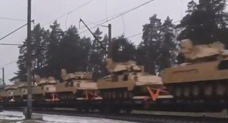 По Латвии проехал состав с американскими танками - СМИ