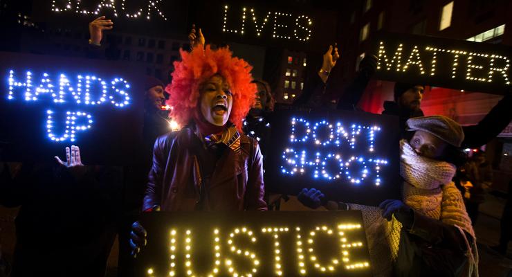 В США не прекращаются протесты против полицейского произвола