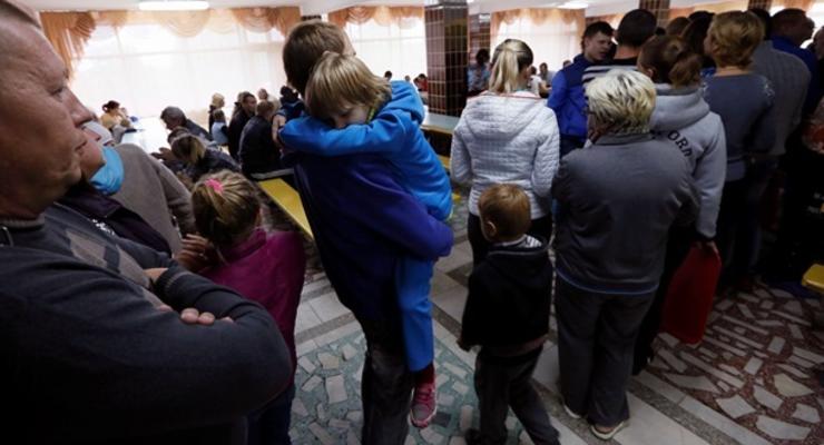 Число переселенцев в Украине превысило 600 тысяч человек