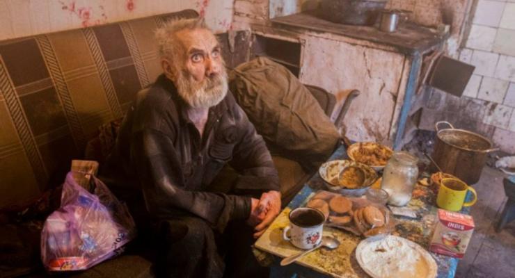 Жители украинской Марьинки на грани голодной смерти - волонтер