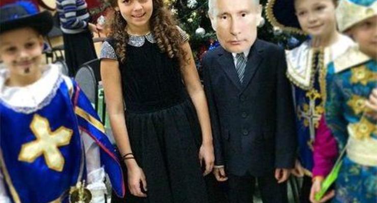Маленький Путин: в России школьник пришел на утренник в костюме президента
