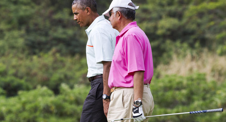 Малазийцы раскритиковали своего премьера за игру в гольф с Обамой