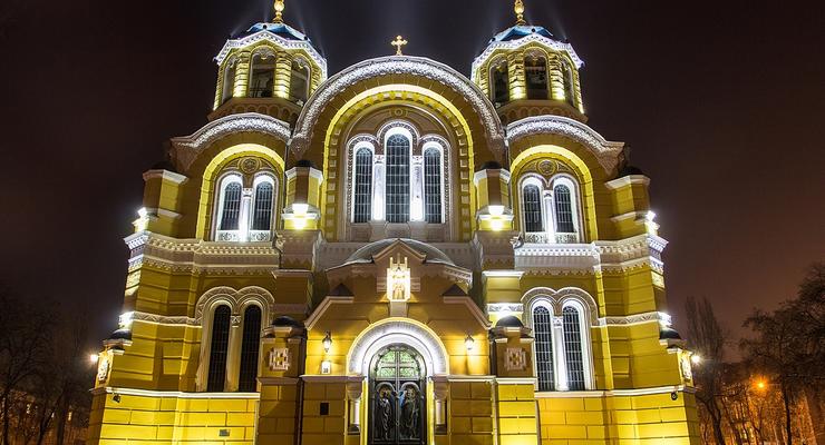 В Киеве ночью ограбили Владимирский собор