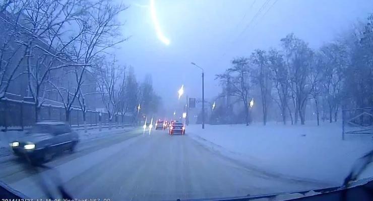 Снегопады на юге Украины сопровождаются грозами и молниями