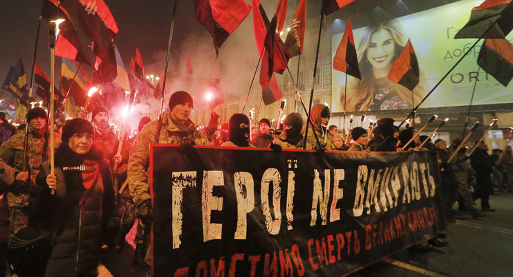 Факельное шествие сторонников Бандеры в Киеве 1 января 2015 года