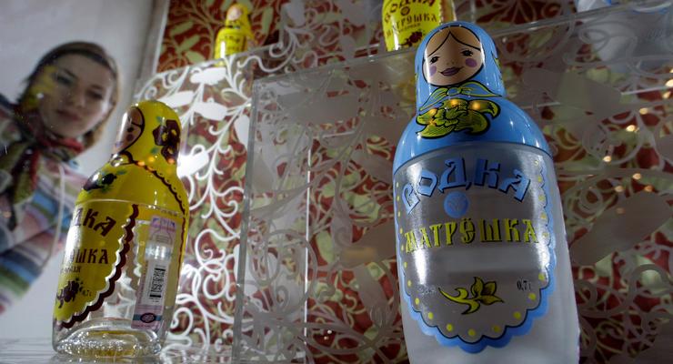 В России снижается минимальная цена на водку