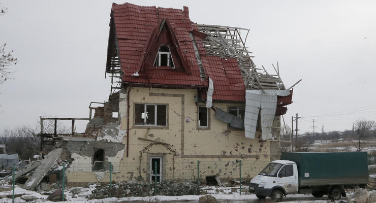 В Луганской области на Рождество из Градов обстреляли поселки