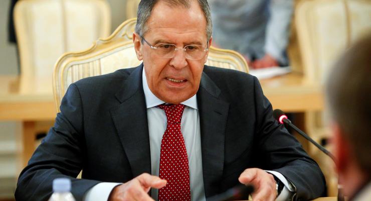 Россия не намерена обсуждать снятие санкций - Лавров