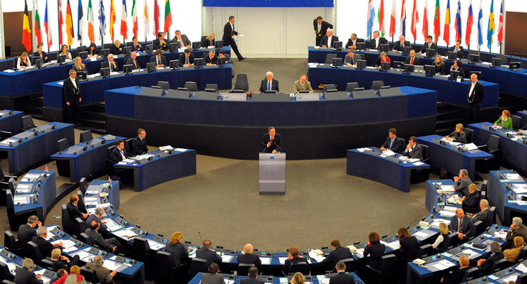 Европарламент рассмотрит резолюцию по Украине