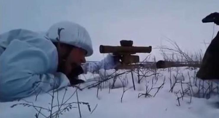 Один день войны. Бойцы Азова сняли репортаж с передовой