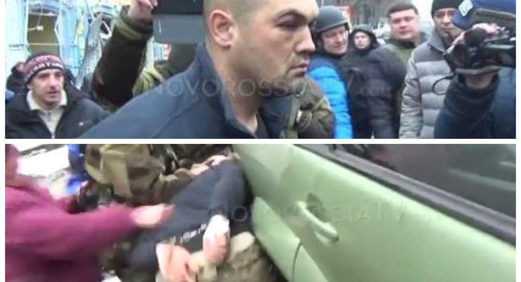 Жители Донецка побили "киборга", которого привезли на место обстрела