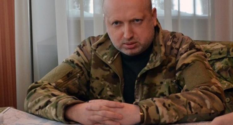 Мариуполь надежно защищен украинскими военными - Турчинов