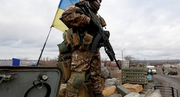 Сутки в АТО: на Луганщине усилились обстрелы