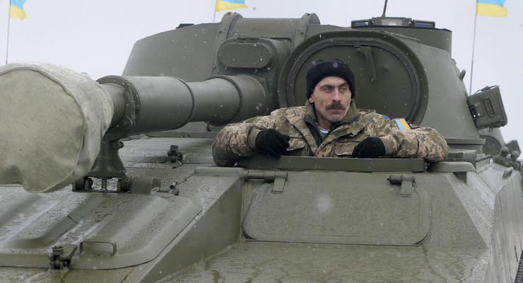 За сутки в зоне АТО 4 украинских военных погибли, 17 ранены